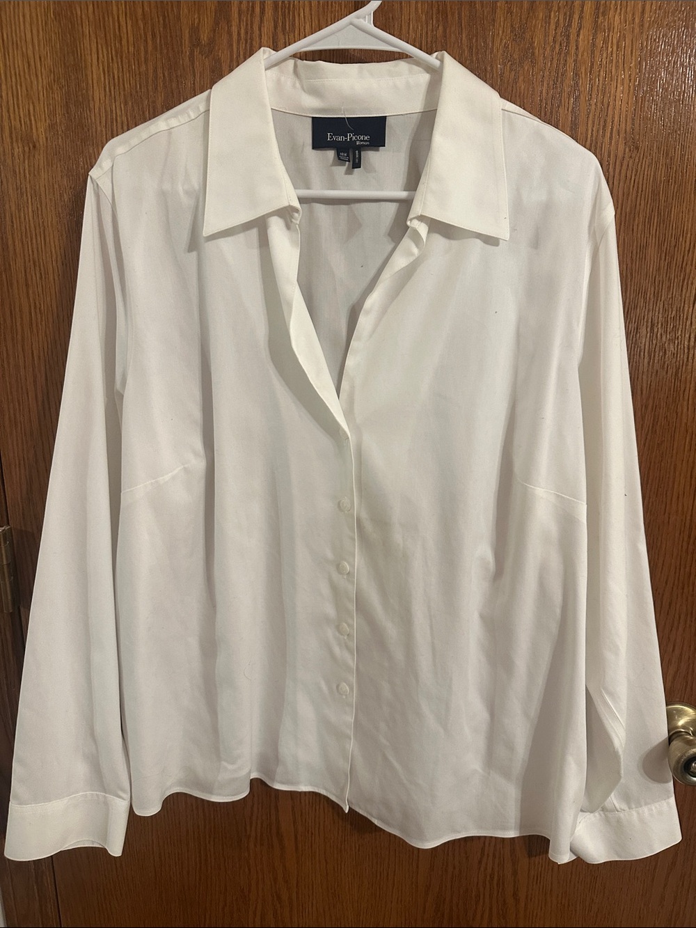 Evan Picone Womens Classic White Button-Down Shirt
